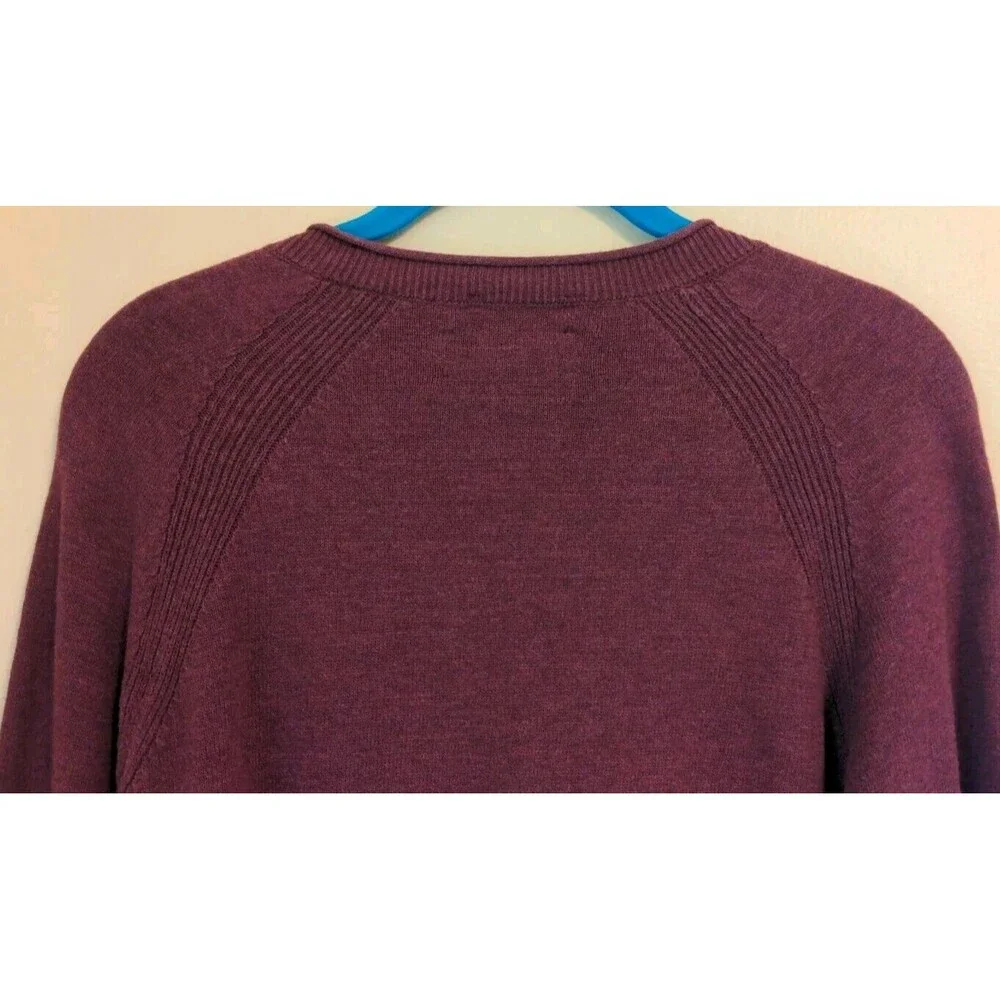 Lucky Brand Sweater Men's Small Red V Neck Welterweight Long Sleeve Pullover
